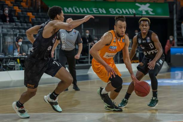 比赛中形成 比赛中形成