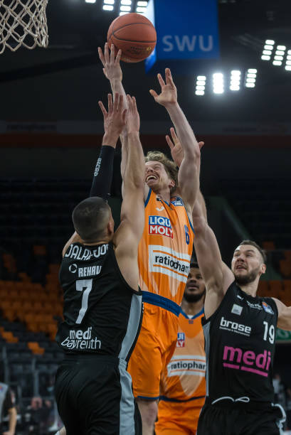 心弦的角逐 心弦的角逐